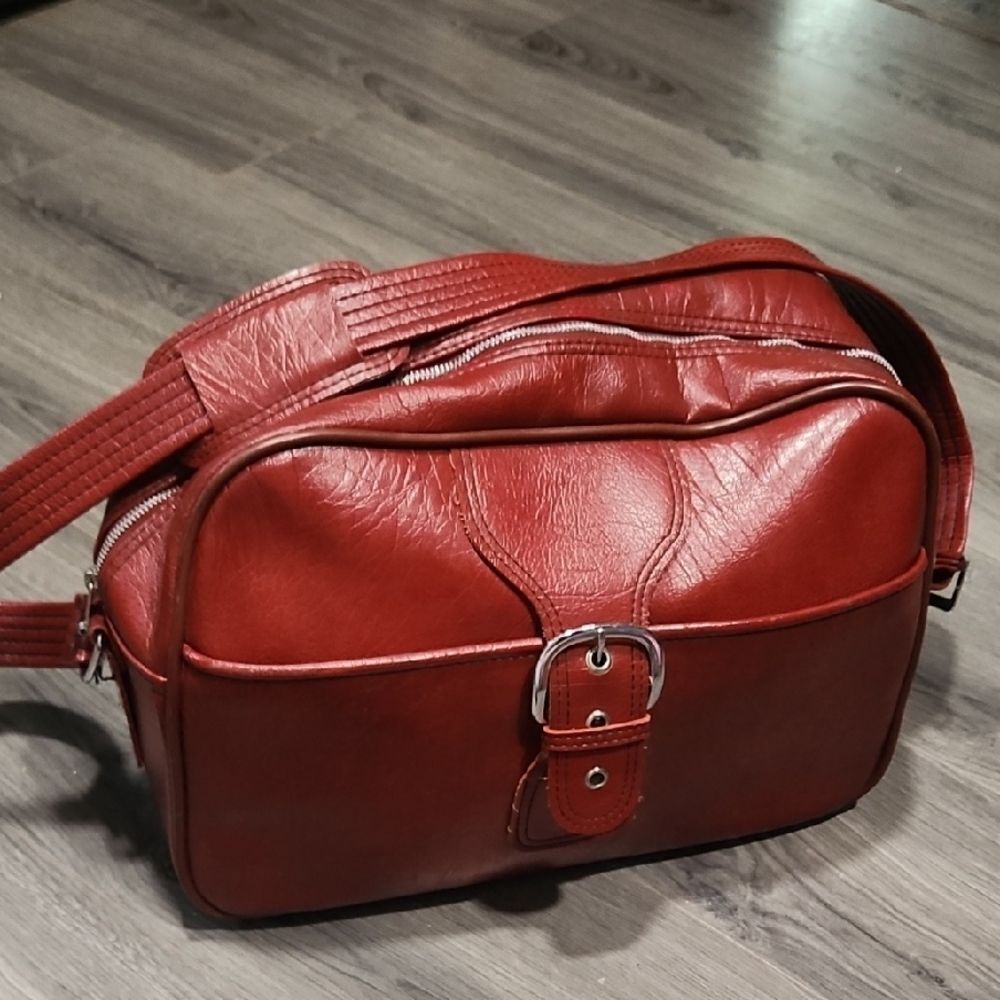 RARE Sears VTG Travel Cranberry CarryOn BAG